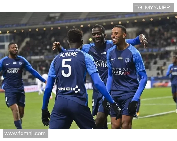 克维伊主场迎战巴斯蒂亚决战法乙争夺关键三分 克维伊主场迎战巴斯蒂亚决战法乙争夺关键三分