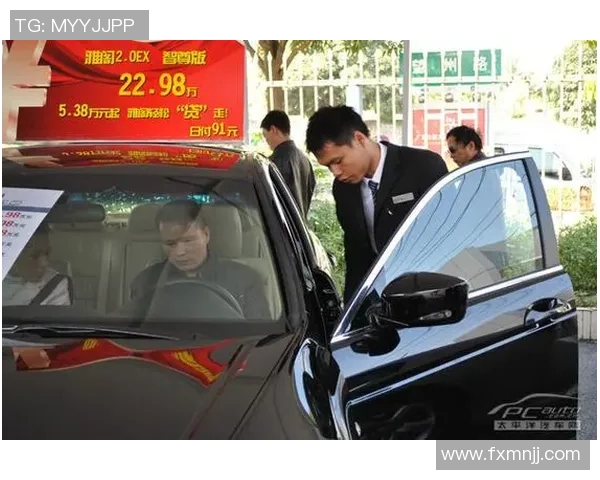 贝林厄姆带领球队崭露头角 掀起新一轮足球风潮与未来星光 贝林厄姆带领球队崭露头角 掀起新一轮足球风潮与未来星光